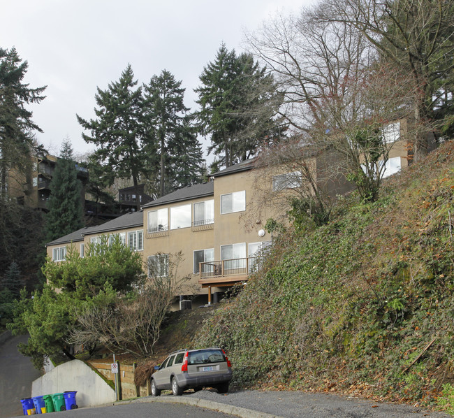 Mill Street Terrace in Portland, OR - Building Photo - Building Photo