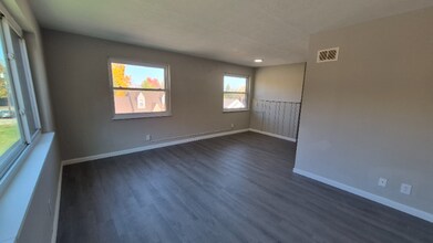 4286 Catalpa Dr. in Dayton, OH - Building Photo - Building Photo