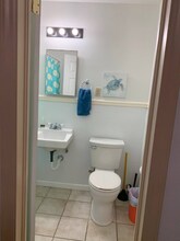 2021 S Harris Ave, Unit 2021 in Independence, MO - Foto de edificio - Building Photo