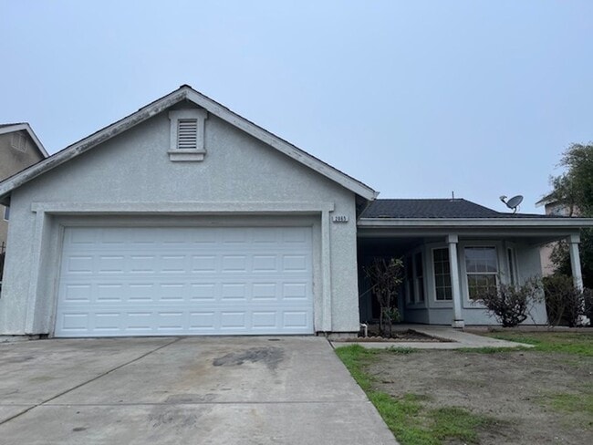 2065 Pajaro Way in Stockton, CA - Building Photo - Building Photo