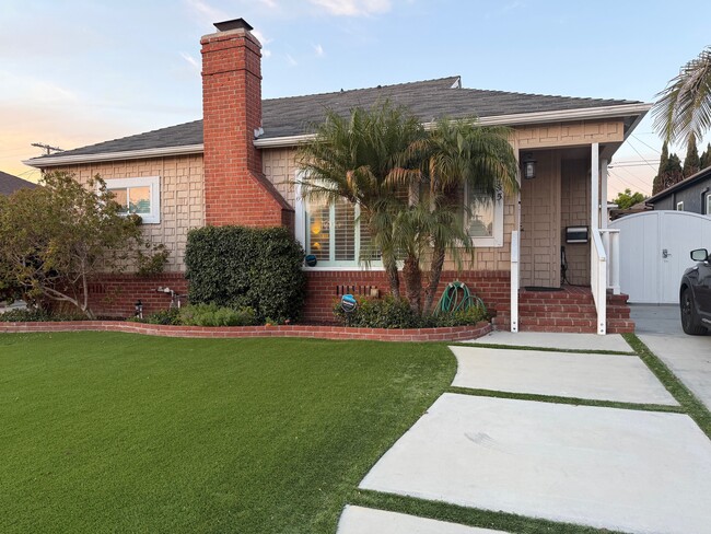 property at 6335 W 85th Pl