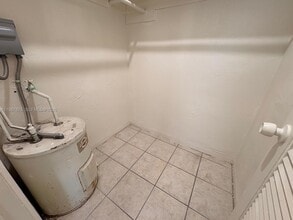 3255 W Flagler St in Miami, FL - Building Photo - Building Photo