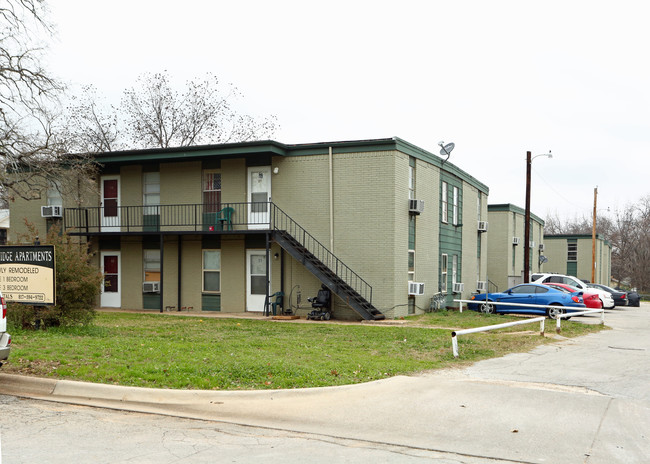 Woodbridge Apartments in Weatherford, TX - Building Photo - Building Photo