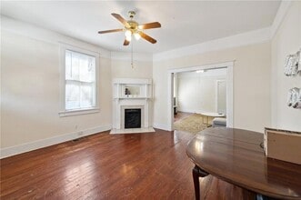 7710 Plum St in New Orleans, LA - Foto de edificio - Building Photo