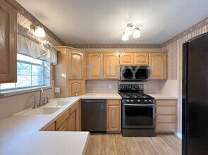 408 W Morton Ave in Boyd, TX - Building Photo - Building Photo