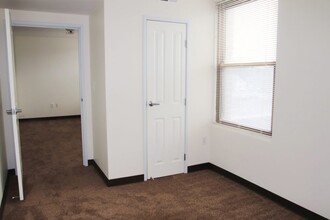 Emeritus House in Cleveland, OH - Building Photo - Building Photo