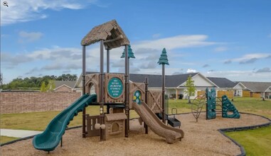 Sycamore Heights Townhome in Tontitown, AR - Foto de edificio - Building Photo