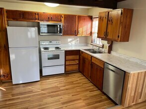 448 Conner Hill Rd in Hendersonville, NC - Building Photo - Building Photo