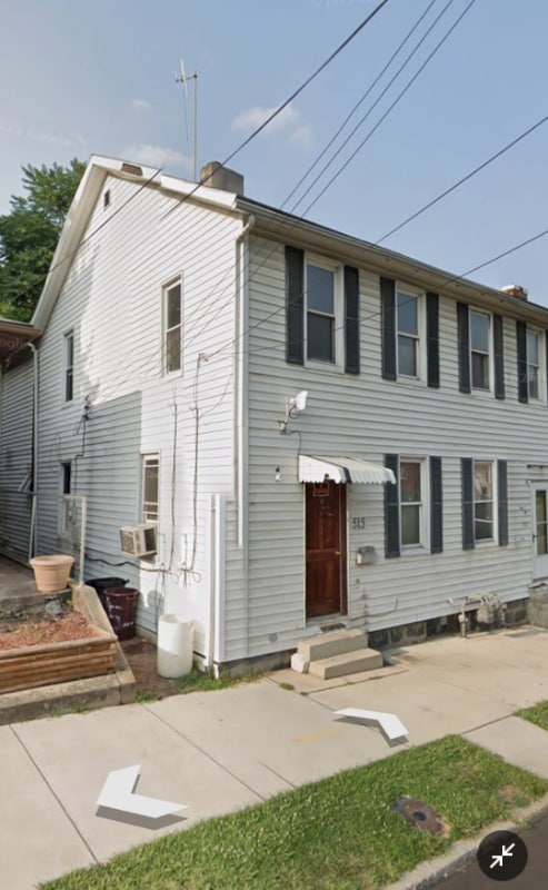 property at 513 Fayette St