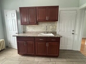 65 Sargeant St in Hartford, CT - Building Photo - Building Photo