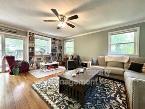 1306 Noble St in Norfolk, VA - Building Photo - Building Photo