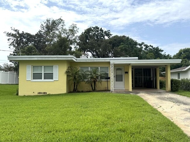 52 Neptune Ave