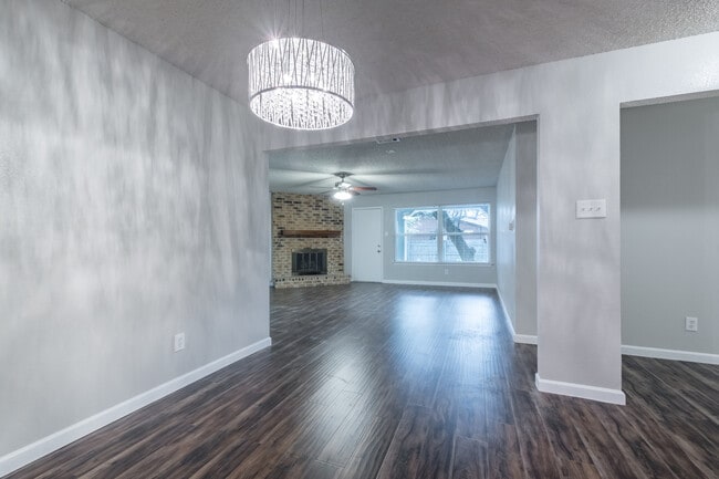 9715 Anderson Village Dr in Austin, TX - Building Photo - Building Photo