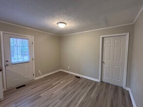 2129 Quailridge Dr in Fayetteville, NC - Building Photo - Building Photo