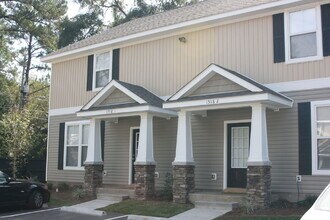 1524 High Rd in Tallahassee, FL - Foto de edificio - Building Photo