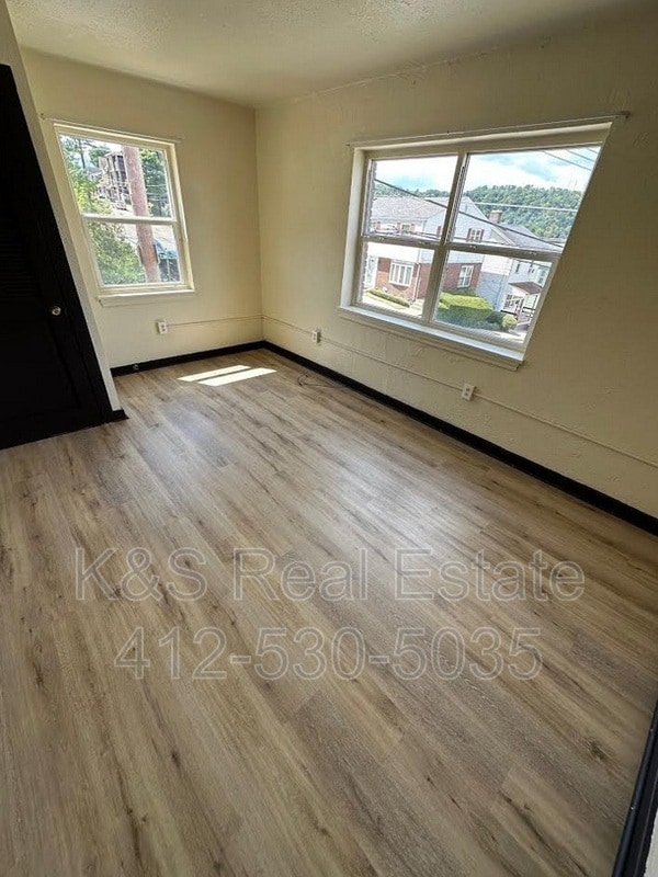 144-144 W 9th Ave in Homestead, PA - Building Photo - Building Photo