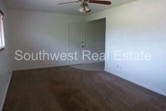 917 W Plains Ave in Clovis, NM - Building Photo - Building Photo