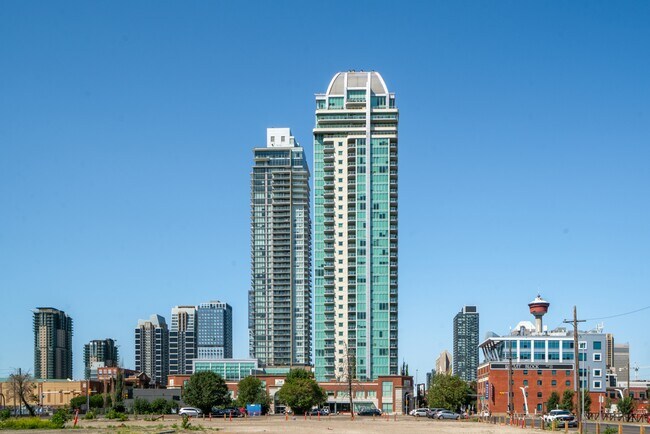 433-2305-411 11 Ave SE in Calgary, AB - Building Photo - Building Photo