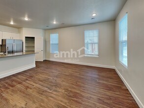 11019 S Blue Byu Dr in South Jordan, UT - Building Photo - Building Photo