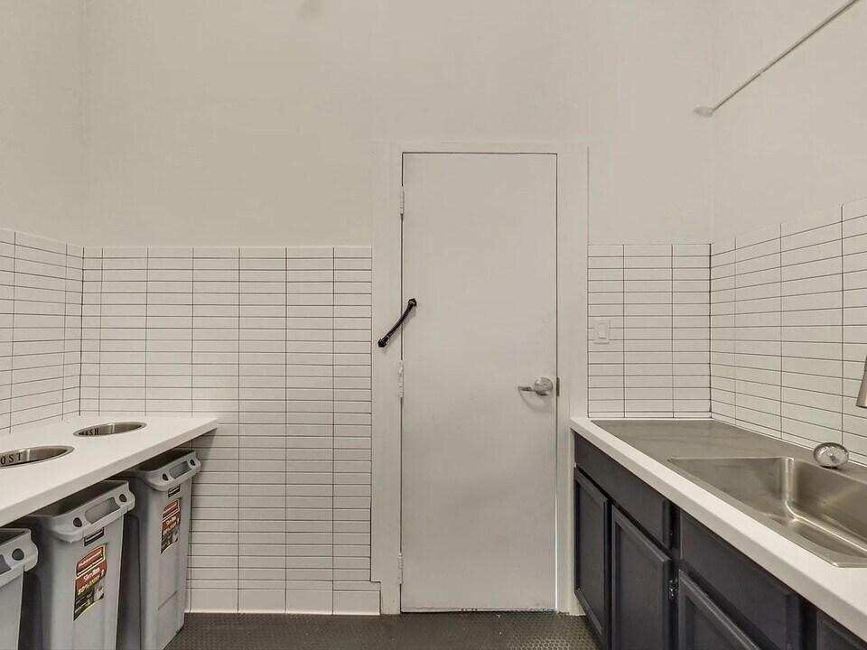 706 Kearny St in San Francisco, CA - Building Photo