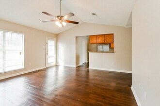 7291 Bridle Ln in Southaven, MS - Foto de edificio - Building Photo