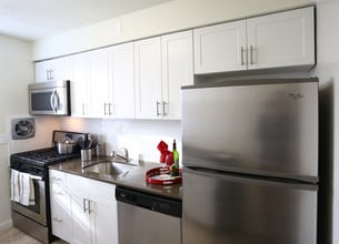 Metropolitan Bala Cynwyd in Bala Cynwyd, PA - Building Photo - Interior Photo