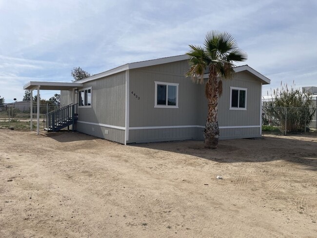 4453 Maia Way in Ridgecrest, CA - Building Photo - Building Photo