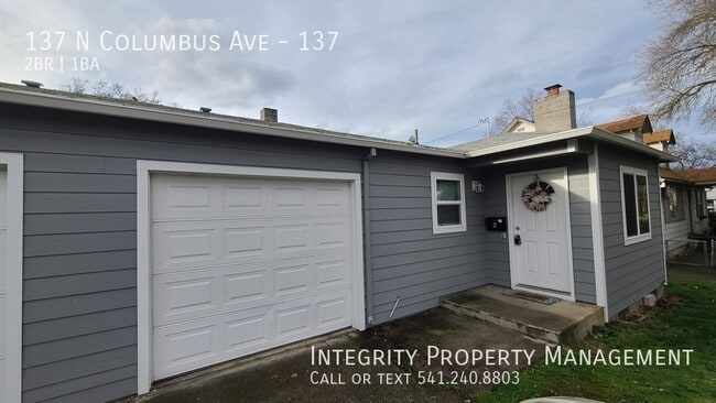 137 N Columbus Ave in Medford, OR - Building Photo - Building Photo