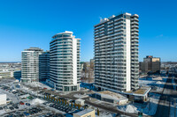 Central Parc Laval in Laval, QC - Building Photo - Building Photo