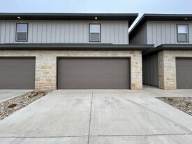6040 24th St in Lubbock, TX - Building Photo