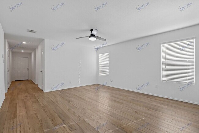 9729 Motley Dr in Fort Worth, TX - Building Photo - Building Photo