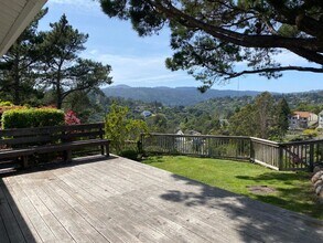 1456 Bel Aire Rd in San Mateo, CA - Building Photo - Building Photo