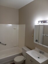 641 Western Ave in Toledo, OH - Building Photo - Building Photo