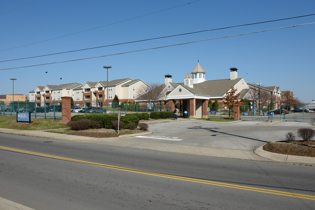 Ford Residential Complex in Nashville, TN - Building Photo