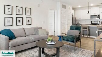 6255 Riverview Rd SE in Mableton, GA - Building Photo