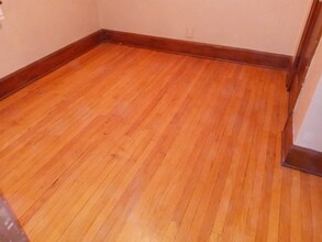 1210 Erie St in Racine, WI - Building Photo - Building Photo