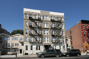 709 Dekalb Avenue Apartments