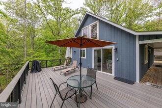 1249 Lakeview Dr in Whitacre, VA - Building Photo - Building Photo