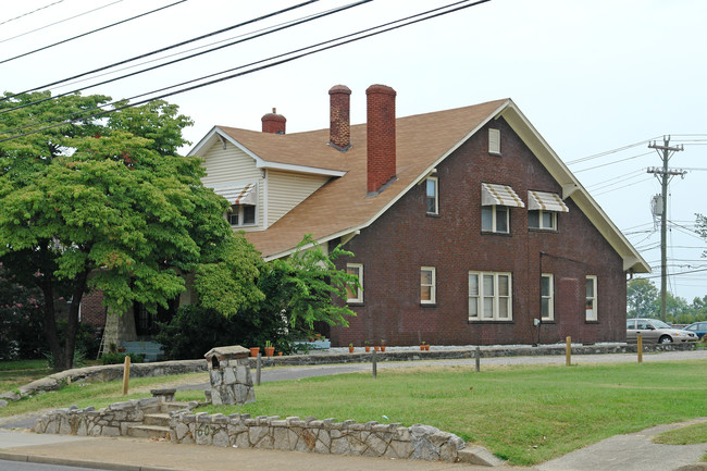 605 Woodland St in Nashville, TN - Building Photo - Building Photo