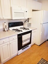 2054 13th St in South Lake Tahoe, CA - Foto de edificio - Building Photo