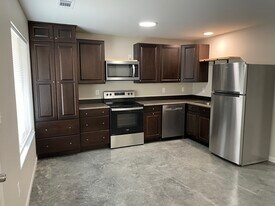 13728 Mail Rte Rd, Unit B in Little Rock, AR - Building Photo