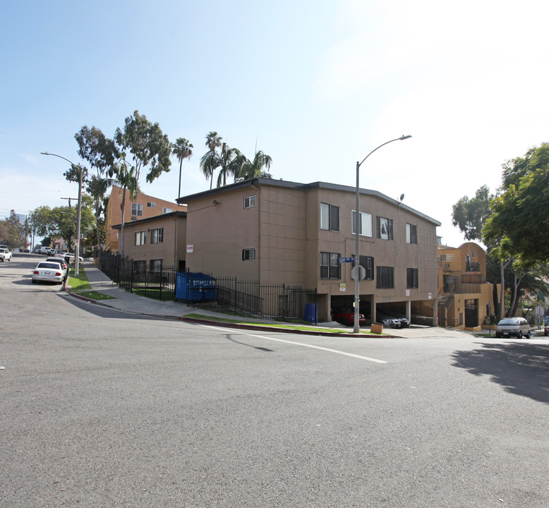 1644 Crown Hill Ave in Los Angeles, CA - Building Photo