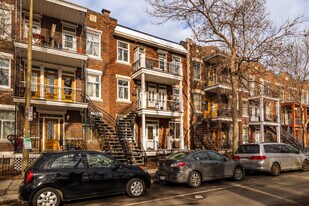 4249 Chapleau St in Montréal, QC - Building Photo