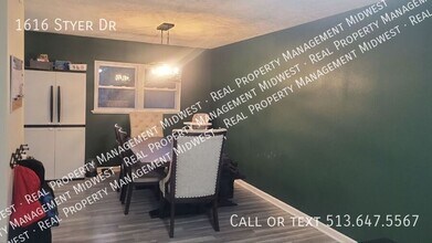 1616 Styer Dr in New Carlisle, OH - Building Photo - Building Photo