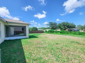 151 Carmelite Ave NW in Palm Bay, FL - Building Photo - Building Photo