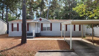 18611 S Sugar Maple Cir in Magnolia, TX - Building Photo