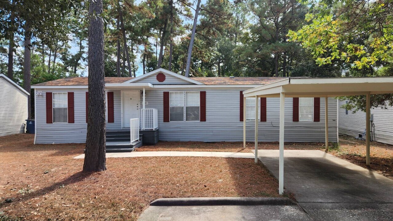 18611 S Sugar Maple Cir in Magnolia, TX - Building Photo