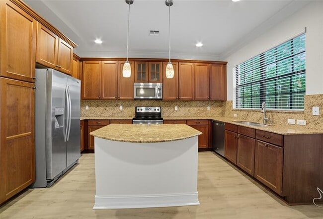 property at 13011 Riverwalk Cir N