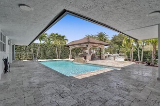 13015 Biscayne Island Terrace in North Miami, FL - Building Photo - Building Photo