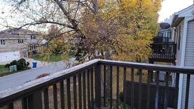 2765 S Cedar Glen Dr in Arlington Heights, IL - Building Photo - Building Photo